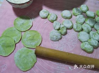 鲜美难挡又满足的韭菜鸡蛋虾仁水饺
