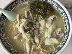 -明呈黄鱼面馆(斜土路店)