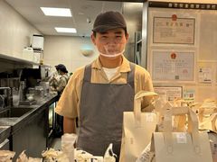 -喜茶(上海淮海中路渔阳里店)