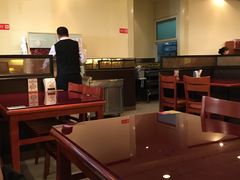 大堂-宏状元现熬粥·京味菜(三里河店)