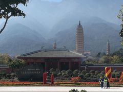 -三塔倒影公园