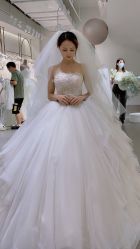 -艾米丽婚纱礼服