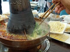 -楼外楼大刀肉传统火锅居(繁荣路店)