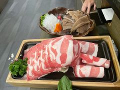 -湊湊火锅·茶憩(打浦桥日月光店)