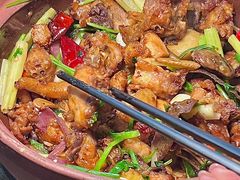 -沙胆彪炭炉牛杂煲(成都玉林店)
