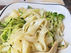 -魏家凉皮(解放路火车站店)