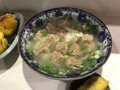 -老新隆牛肉锅贴(新街口店)