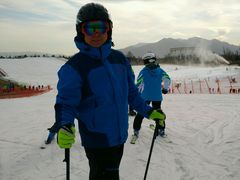 -华彬猛犸滑雪场