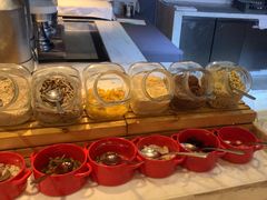 -筠咖啡西餐厅(上海国展宝龙丽筠酒店)