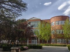 -北京市海淀外国语实验学校