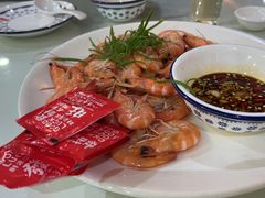 -覃记海鲜美食餐厅