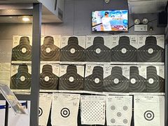 -都市枪神实弹射击俱乐部