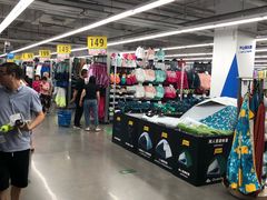 -迪卡侬(西三旗店)