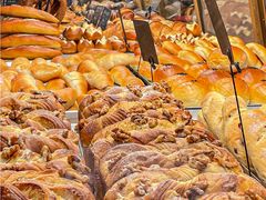 -Dough&Joe团憩(瑞虹天地月亮湾店)
