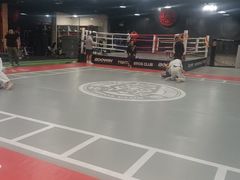 -格斗兄弟搏击健身训练馆(望京店)