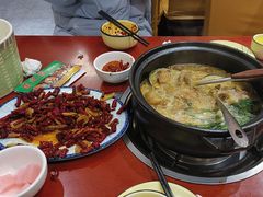-菌之家·专业纯野生菌火锅·特色炒菌