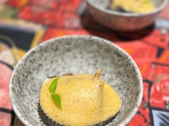 赤贝配冬阴功泡沫 -1218 GRILL 主厨