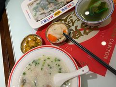 -赵财财·肠粉·煲仔饭(华润万象城店)