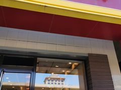 门面-麦当劳(军博店)