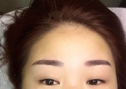 半永久塑眉和big eye-Browhaus眉睫沙龙