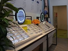 -天空之镜眼镜店蔡司依视路配镜授权零售店(望京颐堤港店)