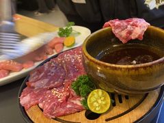 -極屋鮨牛 · 烧肉酒场(时代C馆店)