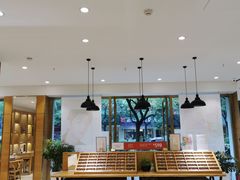 -宝丽眼镜(湖墅店)