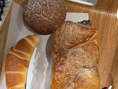 -Dough&Joe团憩(瑞虹天地月亮湾店)
