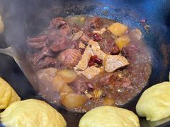 -哈尔滨烧烤·山河村铁锅炖(交大店)