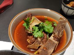 香辣牛骨-贡梅老面馆·蟹粉面·无锡特色小吃(南长街主推店)
