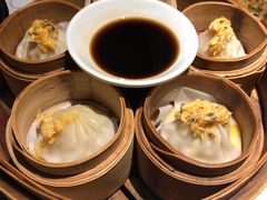 蟹粉小笼汤包-南小馆(迪士尼小镇店)