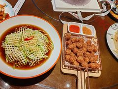 -东口码头·烧鸽子·鱼头泡饼·地方菜(金鹰悦城店)