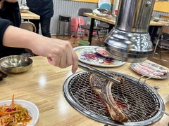 -牛信亭韩国料理·炭火烤肉(紫藤路店)
