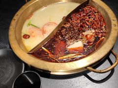 -沸炉重庆老火锅(军事博物馆店)