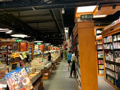 -西西弗书店&矢量咖啡(来福士广场店)