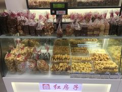 -红房子西点(汇联商厦天钥桥路店)
