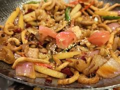 -富正毅三下锅·湘西韵味(天门山索道店)