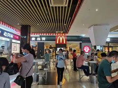 大堂-麦当劳(石坝服务区店)