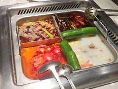 -海底捞火锅鲜切牛肉主题店(长寿路店)