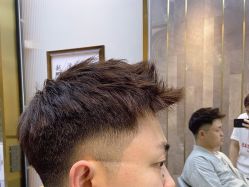 -MONE美发沙龙
