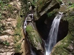 -龙水峡地缝景区