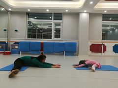 -艺彩童馨舞蹈培训学校(西湖道校区)
