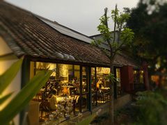 -喜洲吧·江畔老船厂·庭院餐厅(喜临院店)