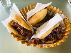 -闫家驴肉老店(华电一校店)