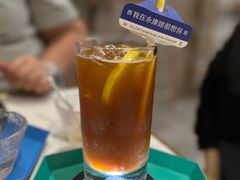 琼摇柠檬冰红茶-茶是一枝花泡茶店