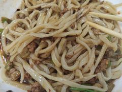 -宏利手擀面(宜山路店)