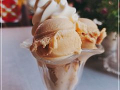 -古老冰山特色冰淇淋店(艾提尕尔店)