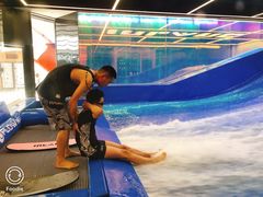-INLANG饮浪室内冲浪(苏河湾万象天地店)