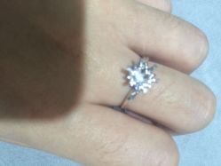 点击看大图 威德钻石-克拉钻专家&D色大本营-威德钻石-克拉钻大本营(南京东路店)