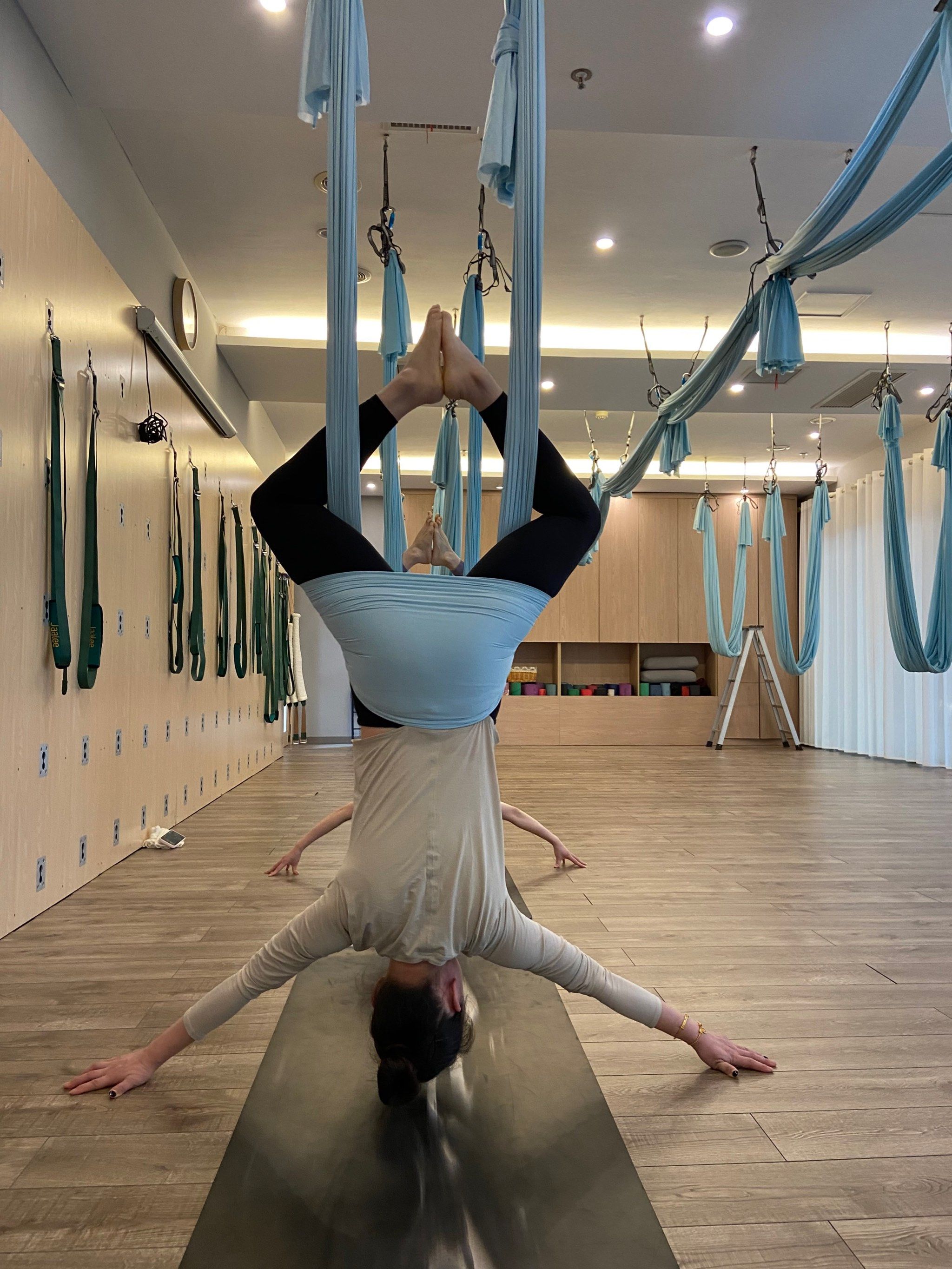 空中瑜伽小班课